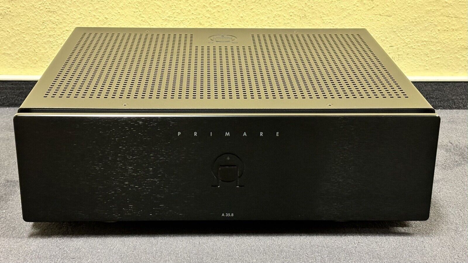 Primare A35.8 8-Kanal-Endstufe mit 8 x 150W an 8Ohm