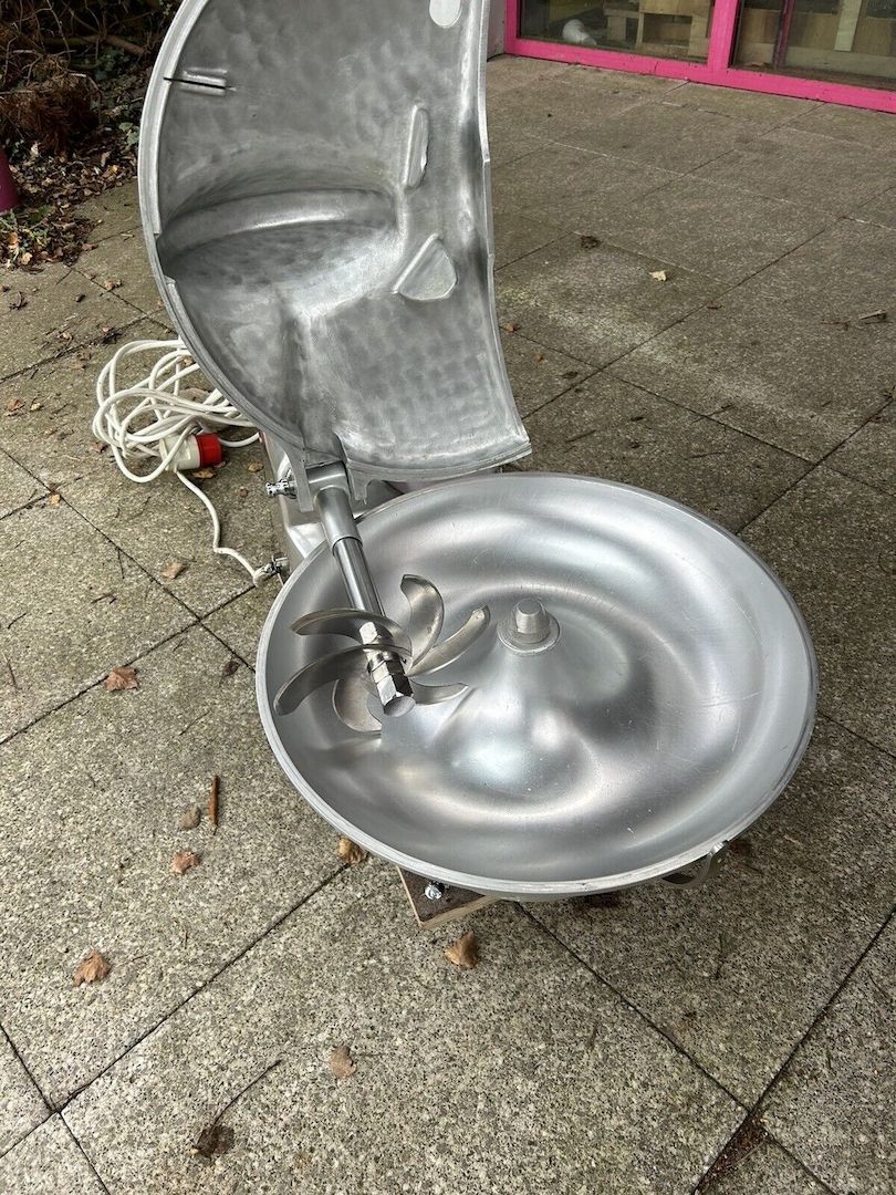 ADE KUTTER FLEISCHKUTTER CUTTER Tischkutter 11 Liter , 1 Gang 380 Volt