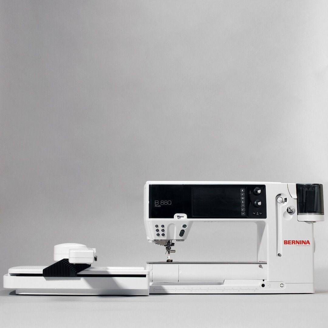 Bernina B 880 PLUS mit Standard-Stickmodul (ohne SDT) gebraucht