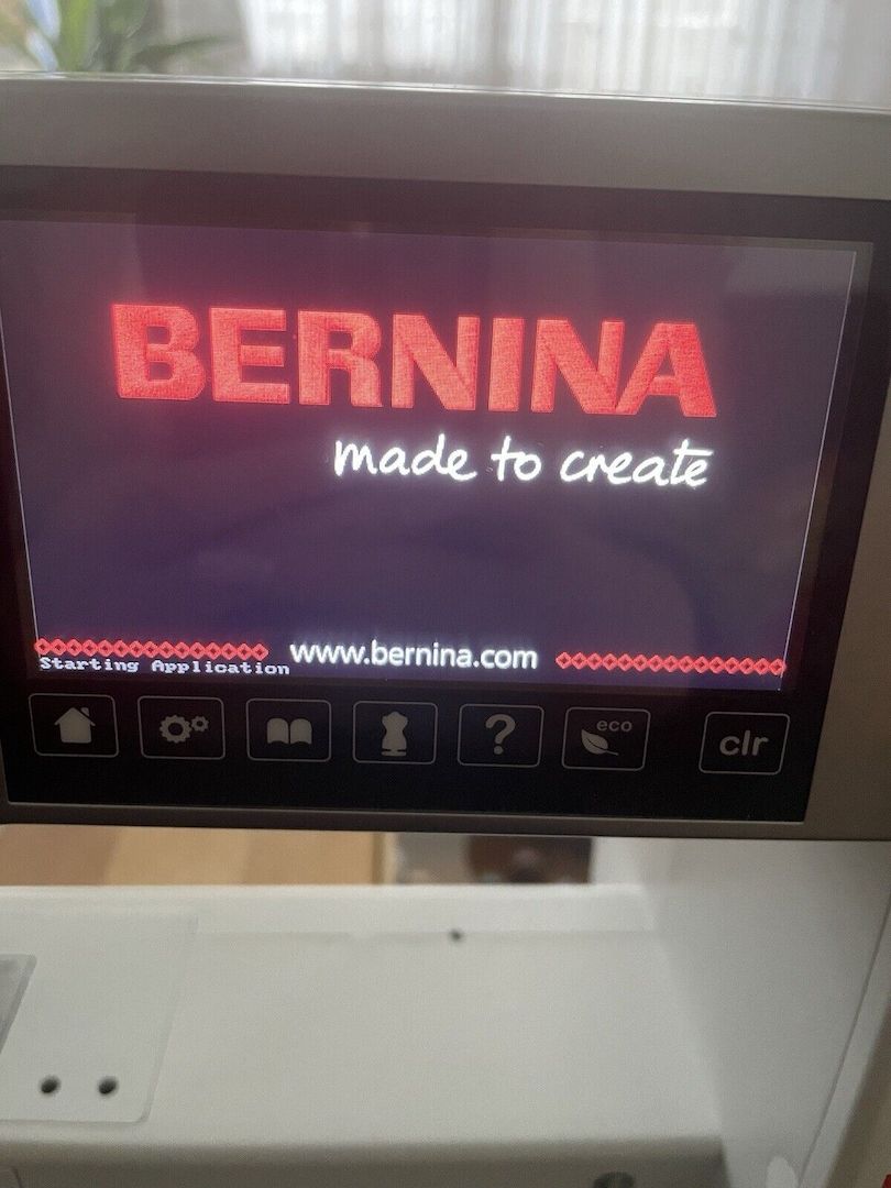 BERNINA b570 QE Nähmaschine