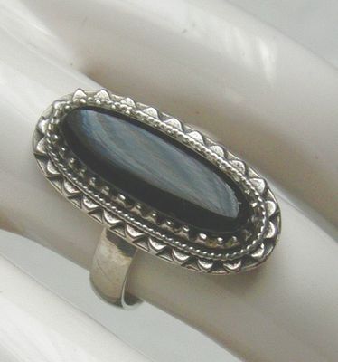 Ring, 925 Silber mit gefassten Onyxstein