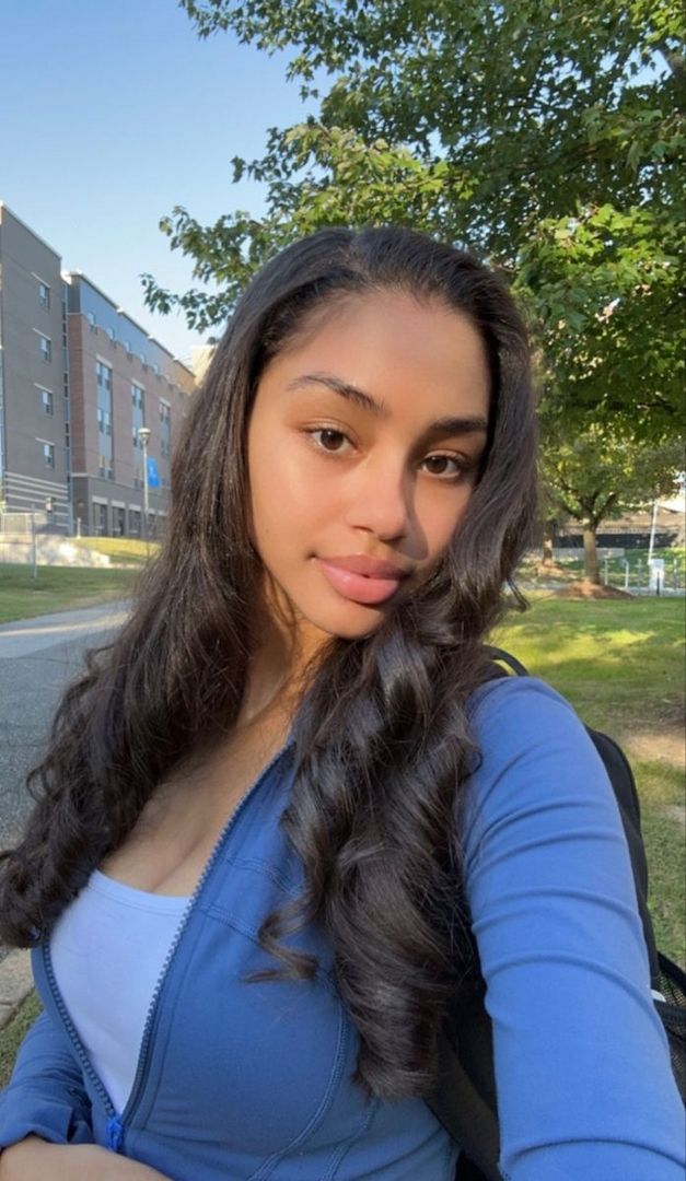 Sie sucht einen Partner.