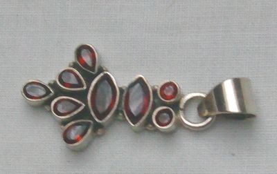 Granatanhänger, 925 Silber, massiv