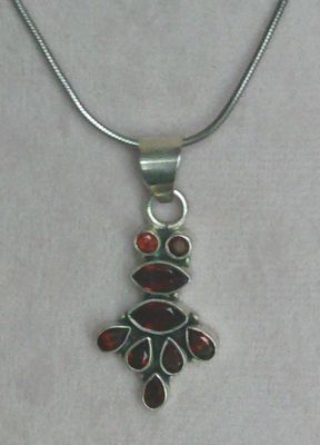 Granatanhänger, 925 Silber, massiv