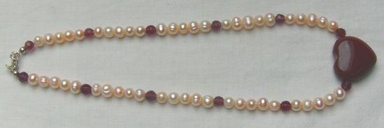 Herzkette, Achatherz mit Perlen und Kristallen