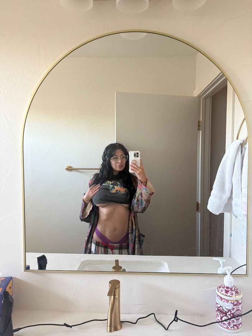 Erotische, langbeinige, reife Deutsche