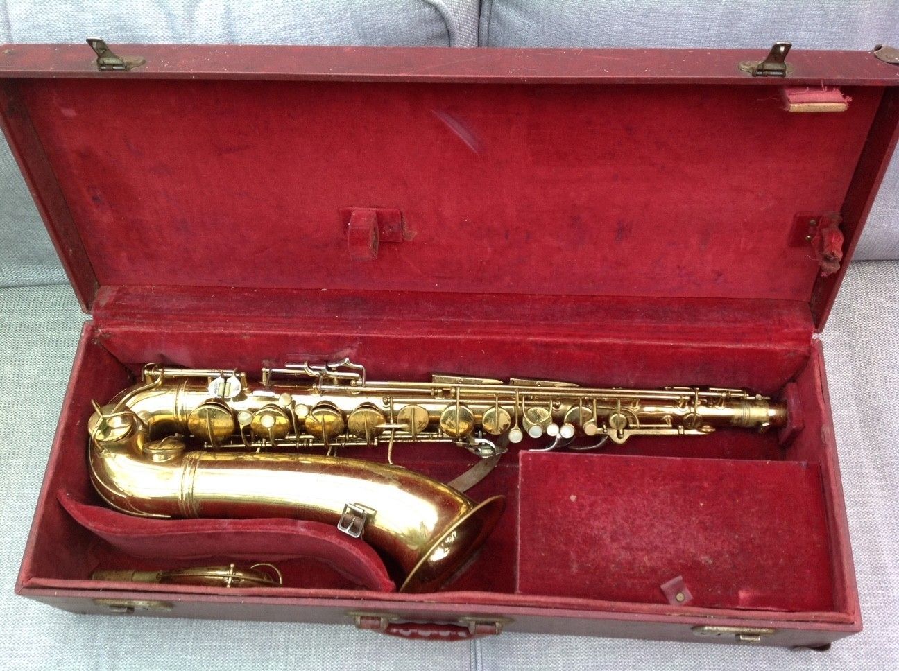 Conn 10M Tenorsaxophon Sax von 1946 gerollte Tonlöcher