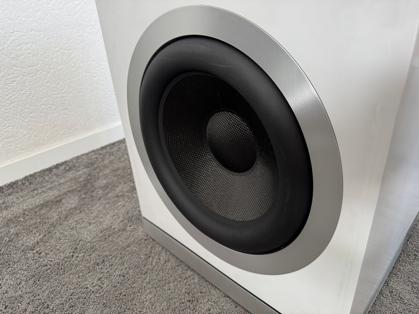 Bowers & Wilkins DB1D   Aktivsubwoofer