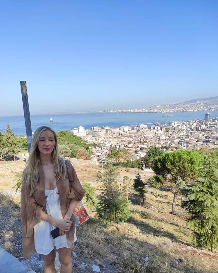 🖤 „Auf der Suche nach sinnlicher Alchemie“