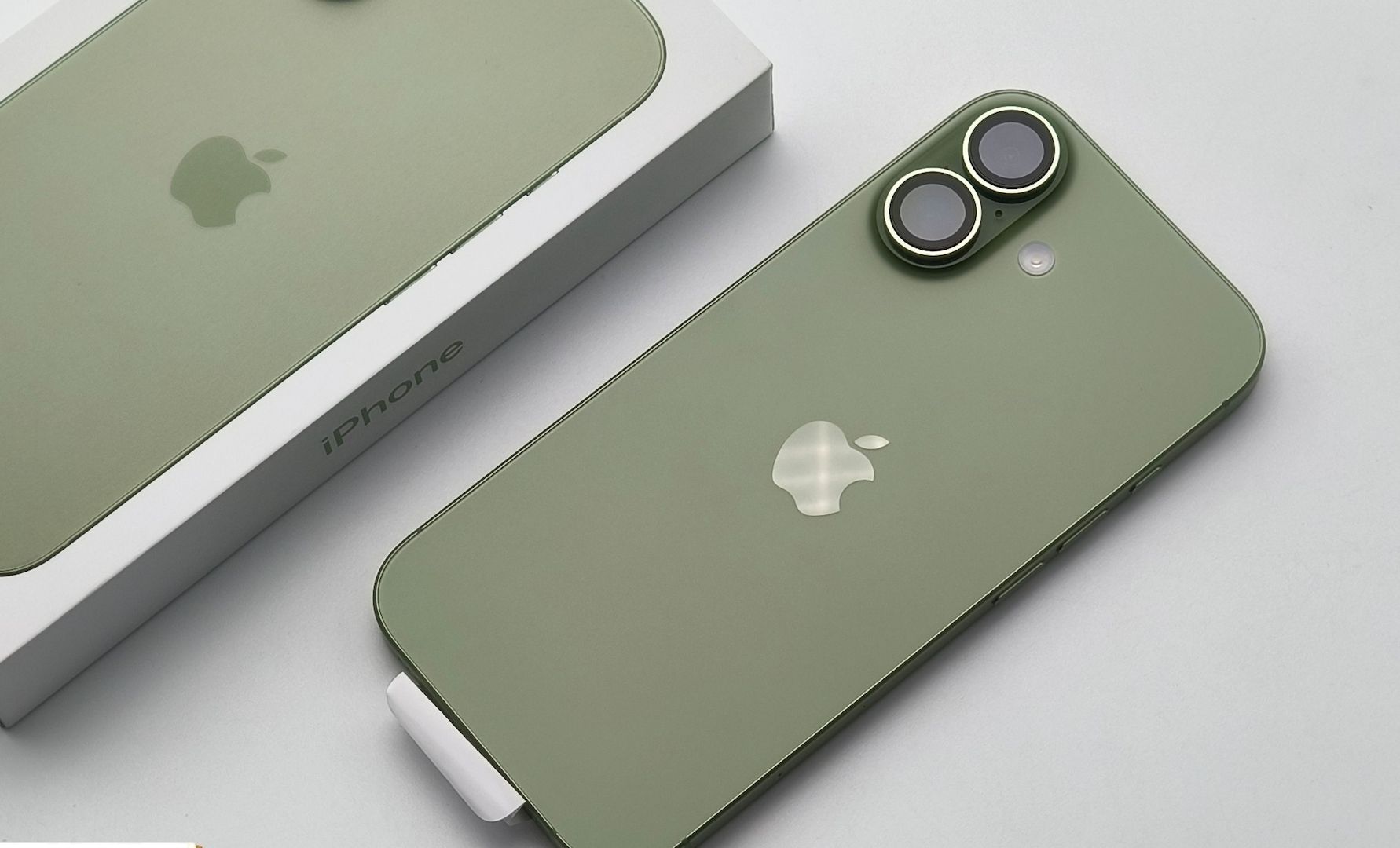 Apple iPhone 17 Pro Max | iPhone 17 Pro | iPhone 17 | iPhone Air | iPhone 16 Pro | iPhone 16 Pro Max