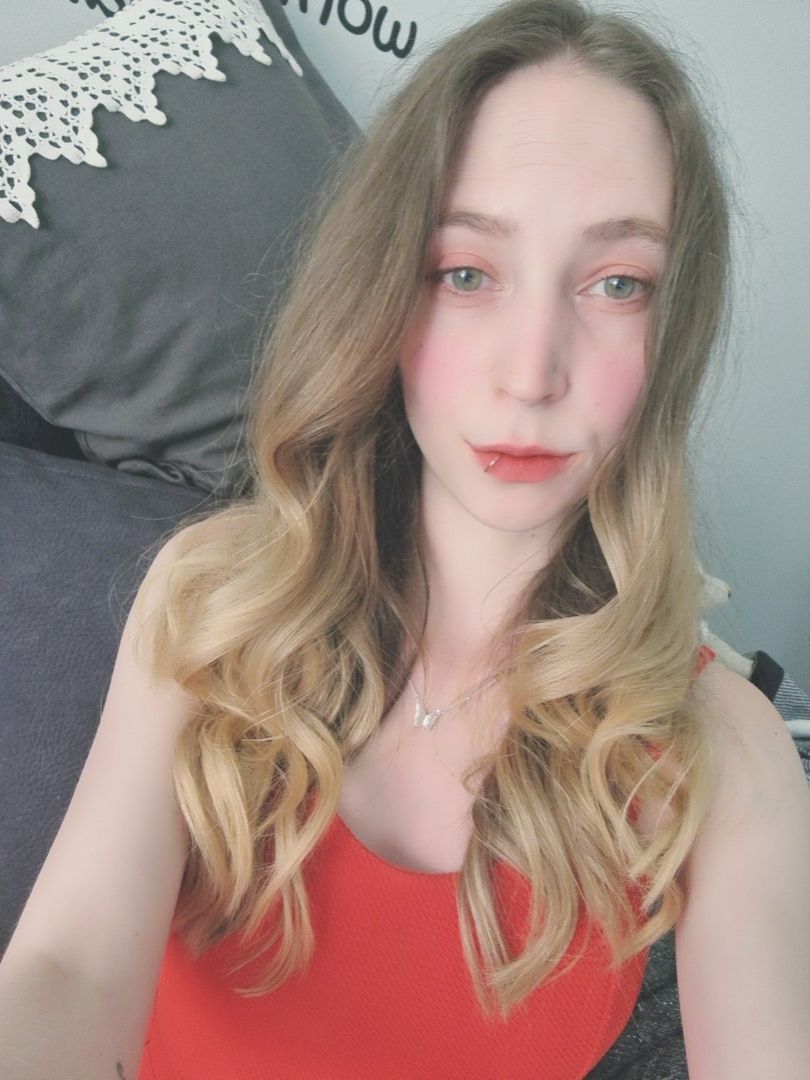 Selbstbewusste Geldlady sucht solventen, langfristigen Finsub!