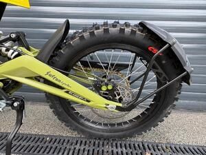 Surron LBX, Baujahr 2024, zu verkaufen