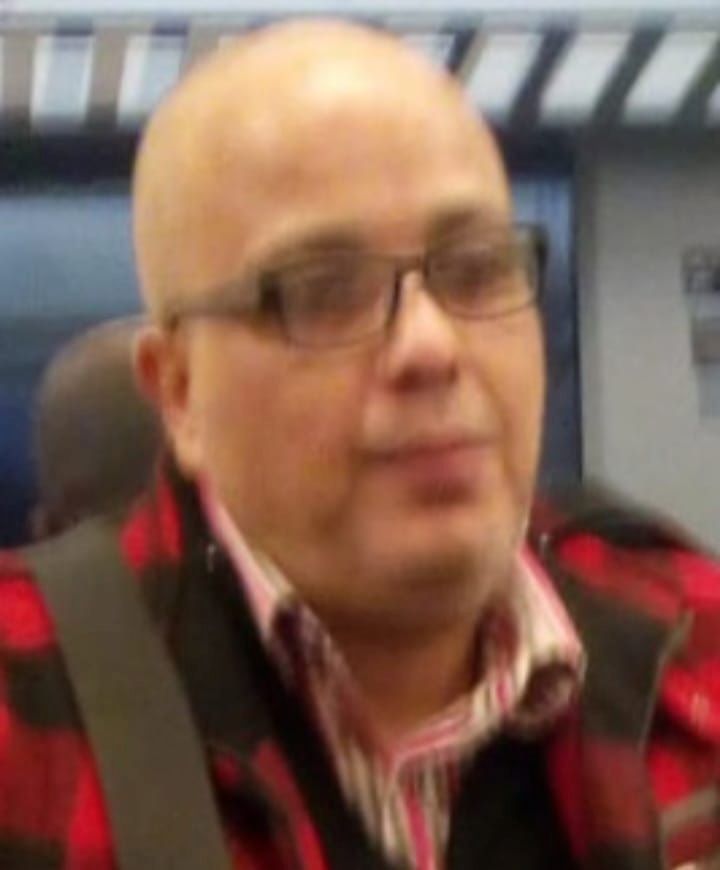 Auf der suchen nach Treffen mit Einer Frau & Einem Paar MF,FF & Transgender .