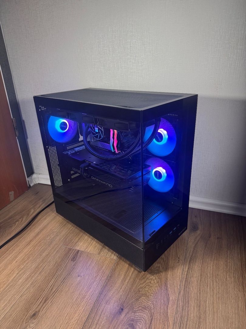 Gaming PC RTX 4080 Super, i9 13900K, 32GB DDR5
