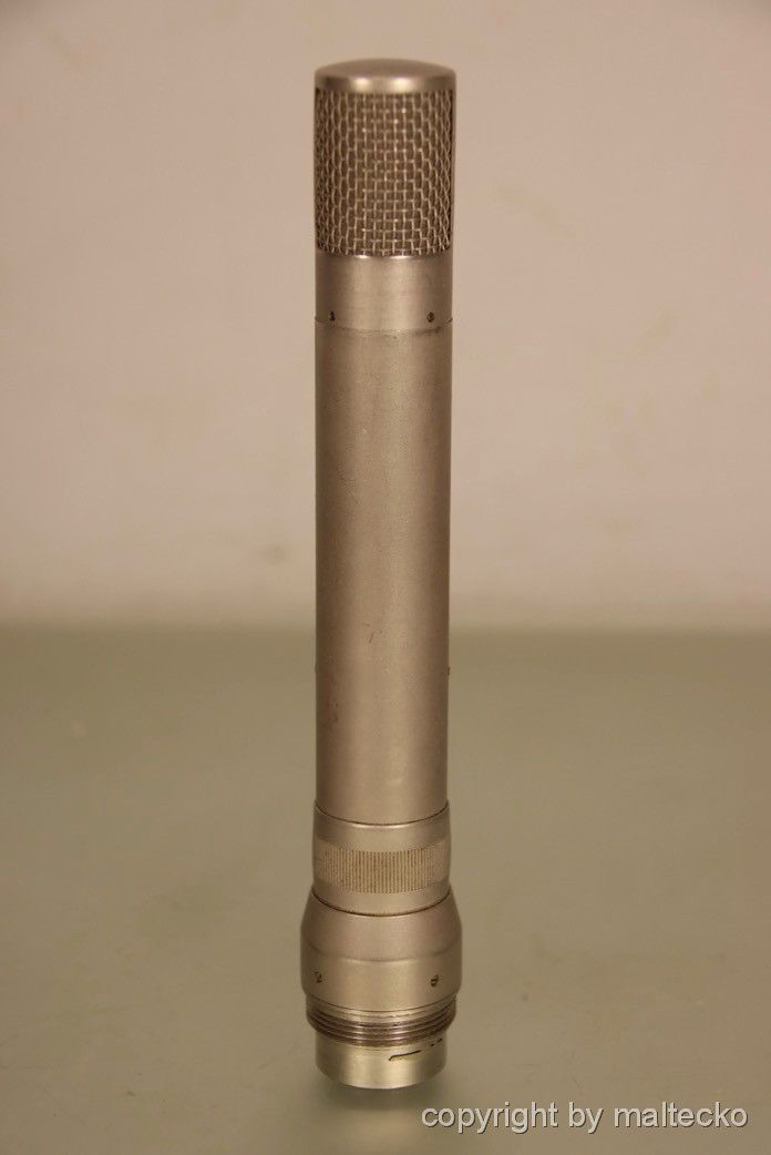 Neumann KM256 Mikrofon aus Sammlungsauflösung