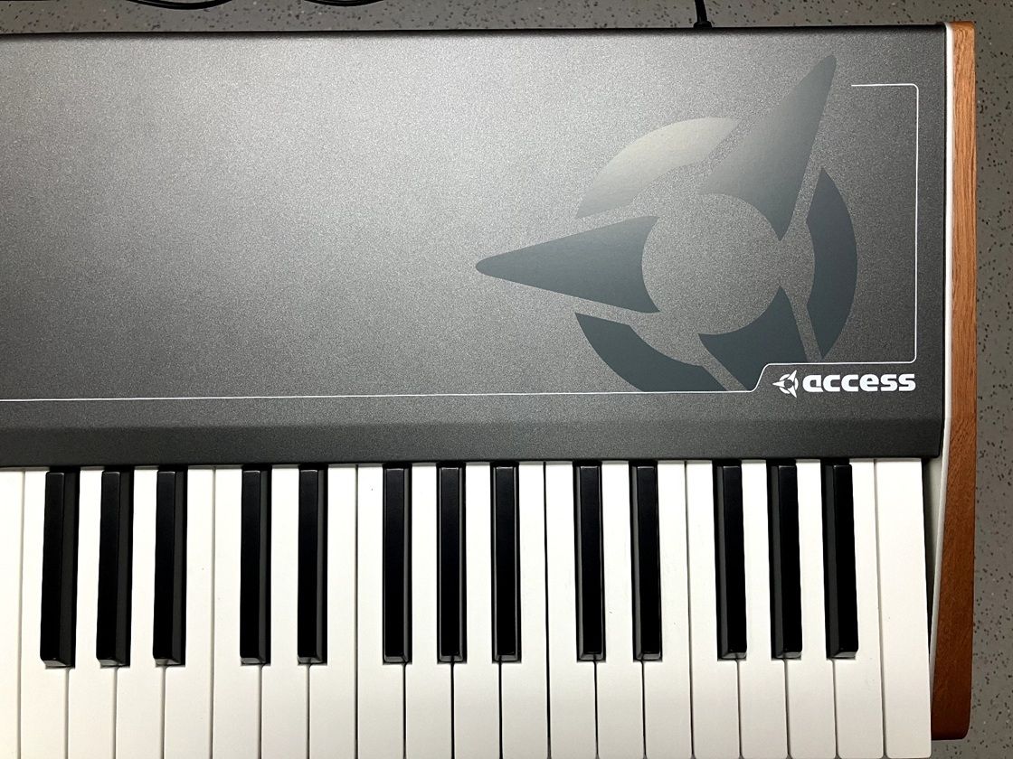 Acces Virus TI2 Keyboard, Synthesizer, 61 Tasten