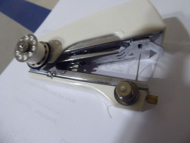 Mini Nähmaschine