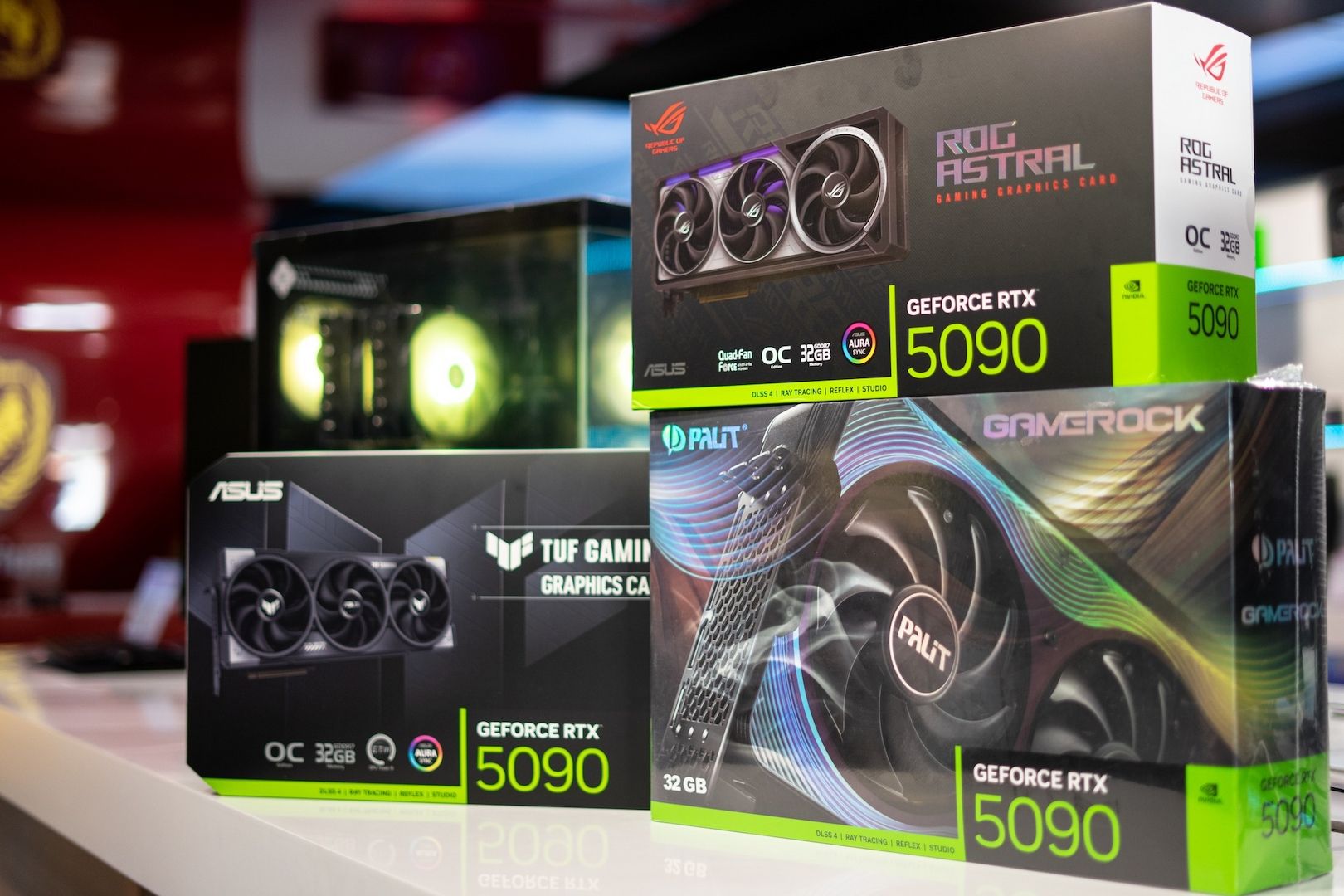 GeForce RTX 5090, RTX 5080, RTX 5070 Ti, RTX 5070, RTX 4090, RTX 4080 Super, RTX 4080, RTX 4070 Ti