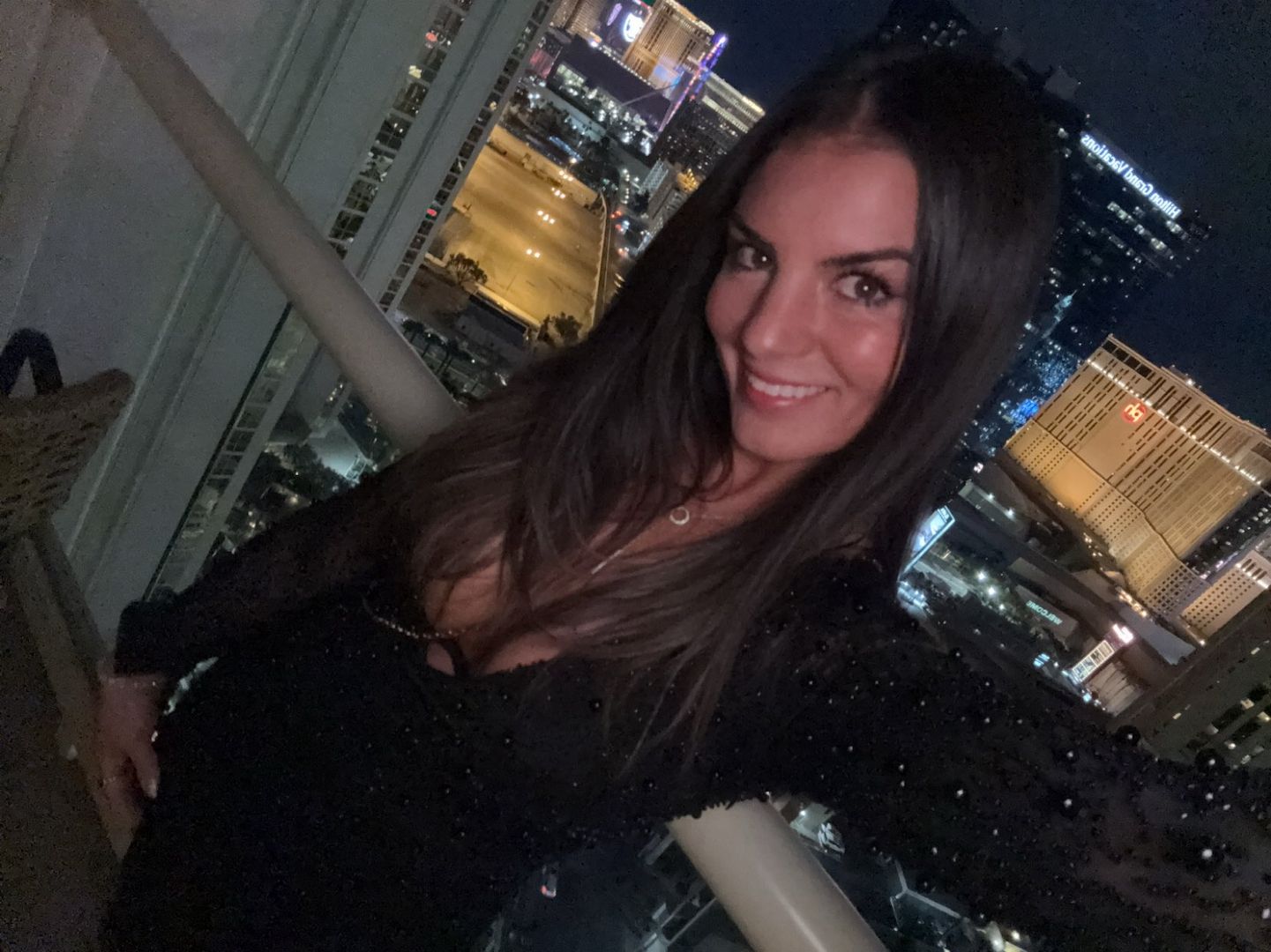 Echtes Foto, bestes Partygirl, neu.