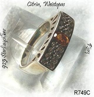 Ring, 925 Silber mit gefassten Weistopasen und einen Citrin