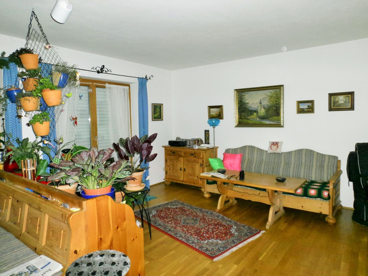 Zirben Bauernstube Natur mit Schnitzerei