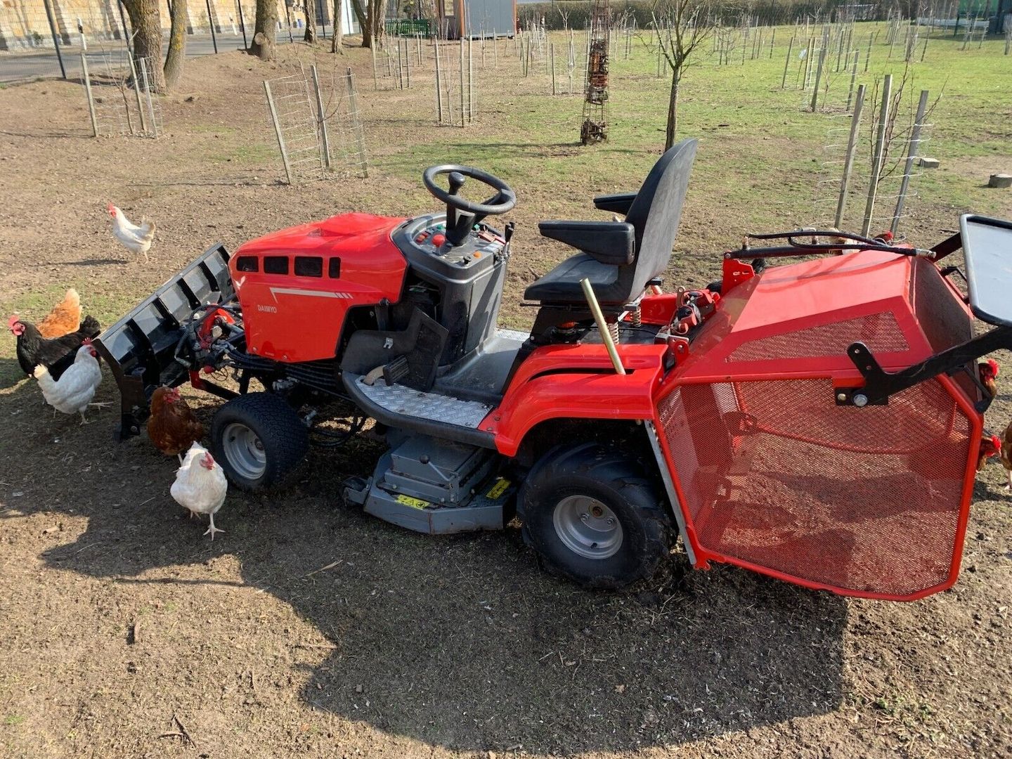 Professioneller Rasentraktor FAGA D2100