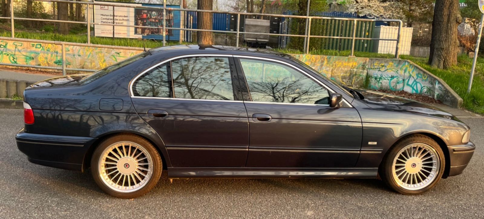 BMW E39 540i V8 Doppelglas Rollos