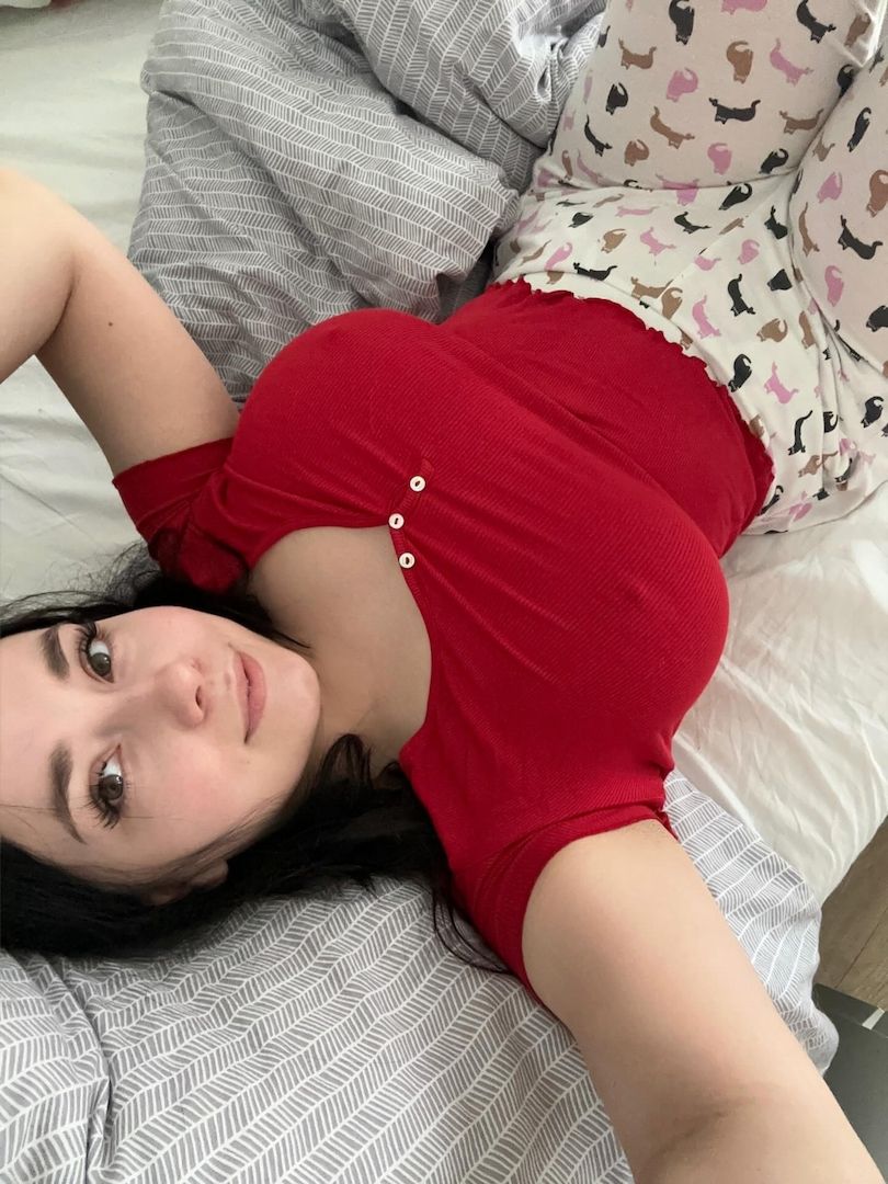 Verfügbar für sexuelle Begegnungen mit Massage