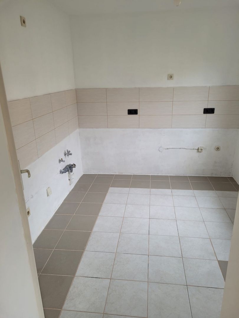 Helle renovierte 2 ZKB in Esslingen Weil