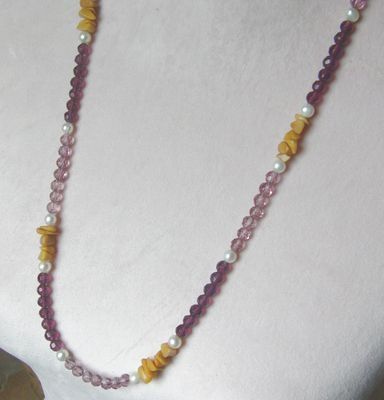 Halskette, Longkette, mit Kristallperlen, Jade und Perlen