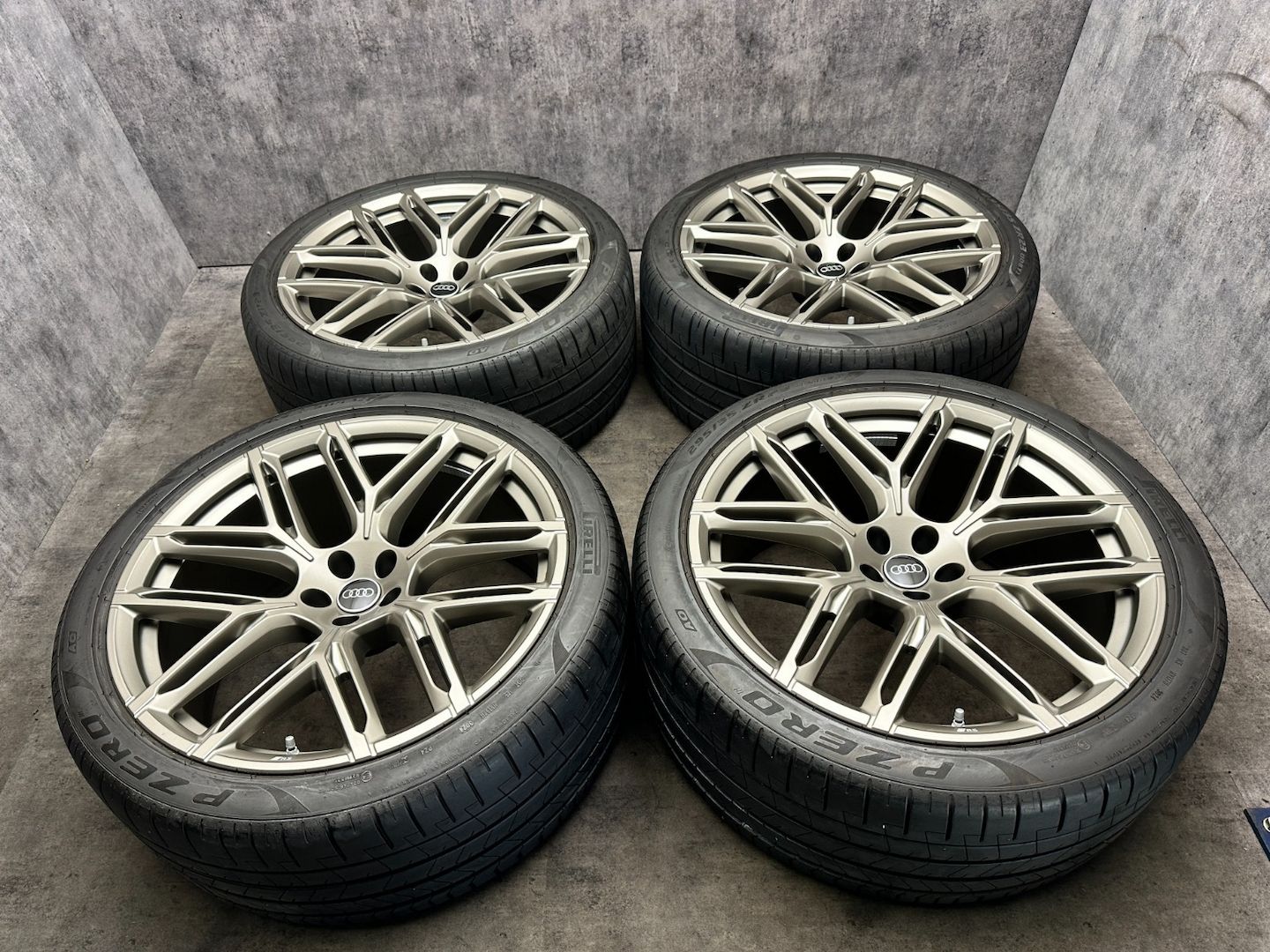 Audi RSQ8 RS8 Q8 4M8 RS 2025 BR Alufelgen