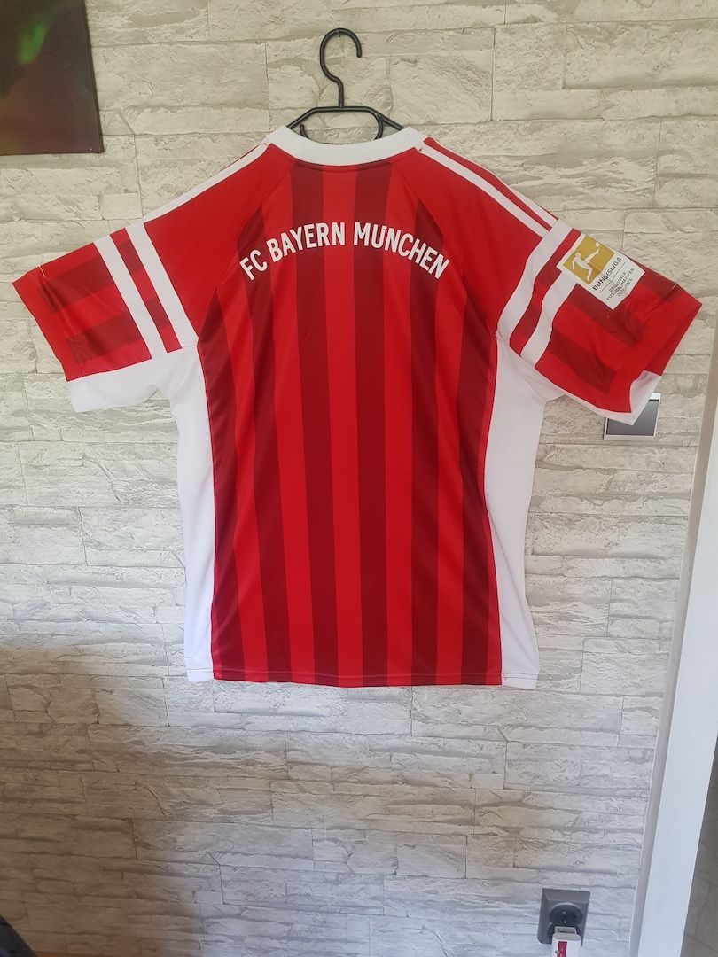 FC Bayern München Trikots XL