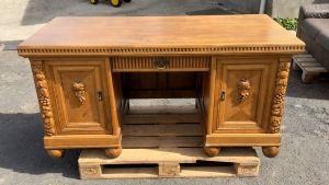 Antiker Schreibtisch