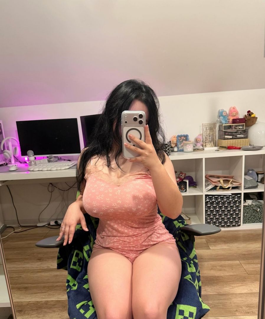 Escortservice mit Massage verfügbar