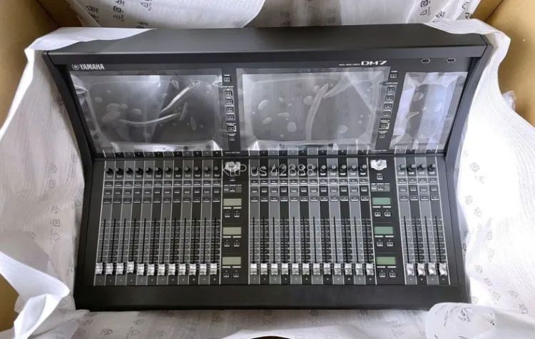 Yamaha DM7