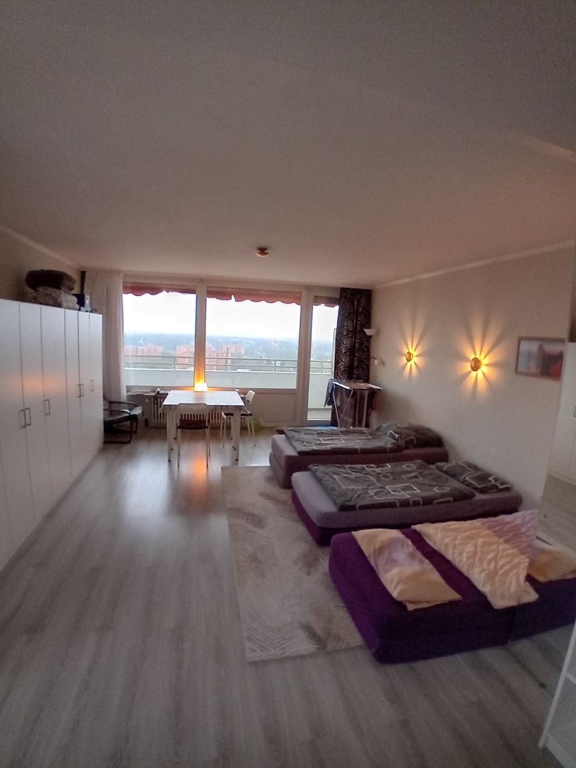 FKK-WG / Nudist roomshare Hamburg