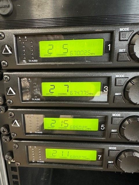 Shure ULXP receiver 662 – 698 MHZ