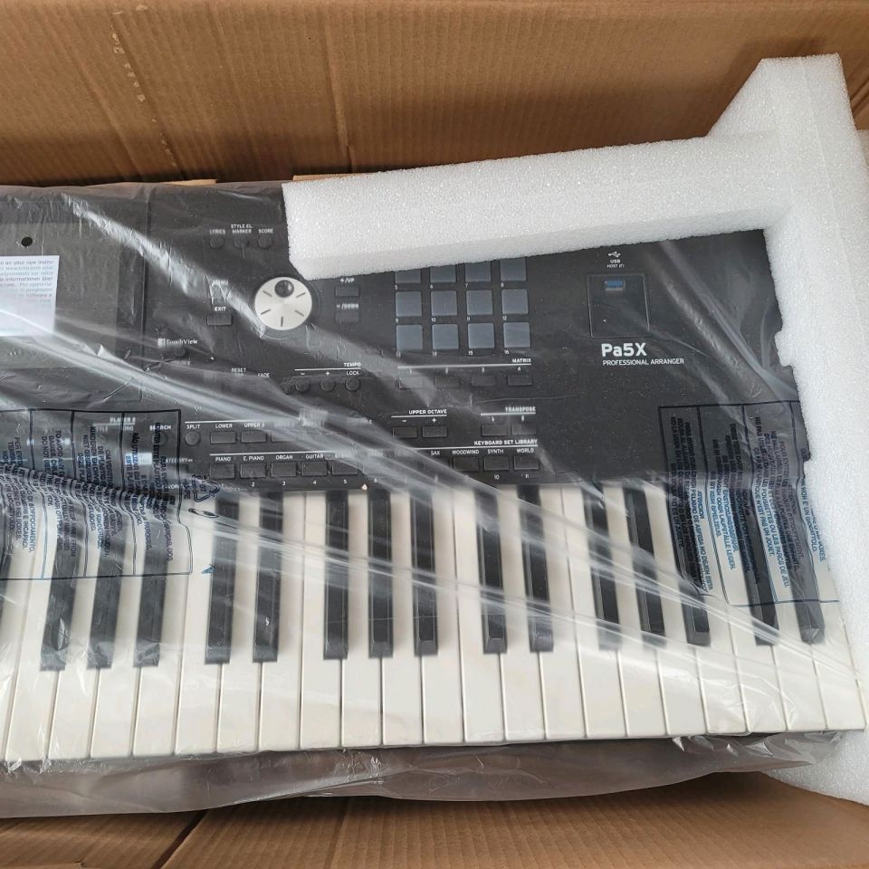 Yamaha Genos2 76-key,  Yamaha MONTAGE M8X , Yamaha MODX8+ Plus , Yamaha PSR-SX920, Yamaha PSR-SX900