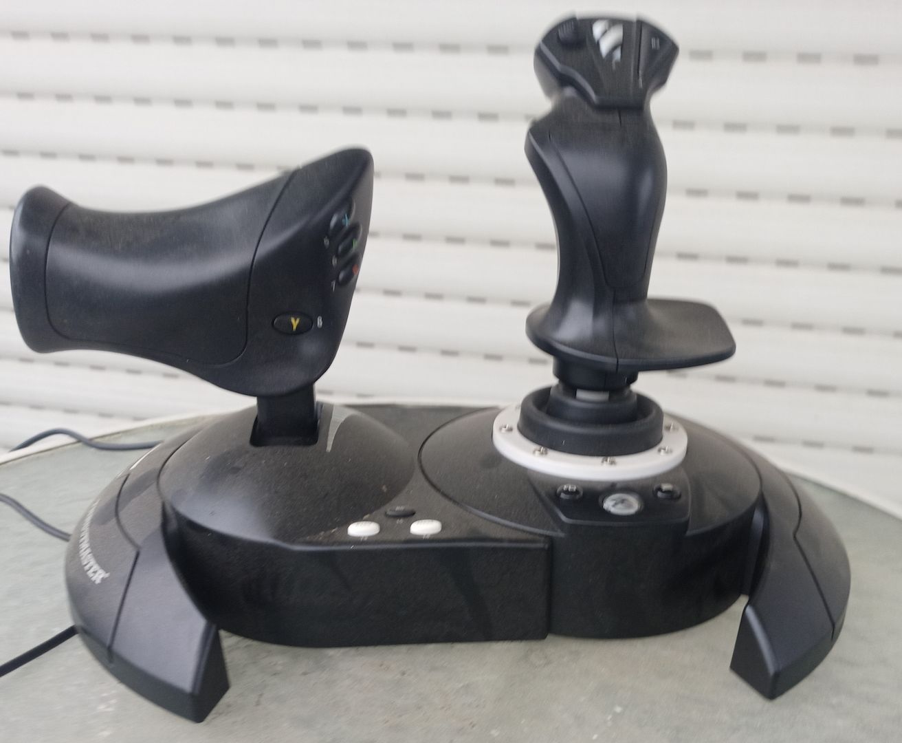 Thrustmaster flystick
