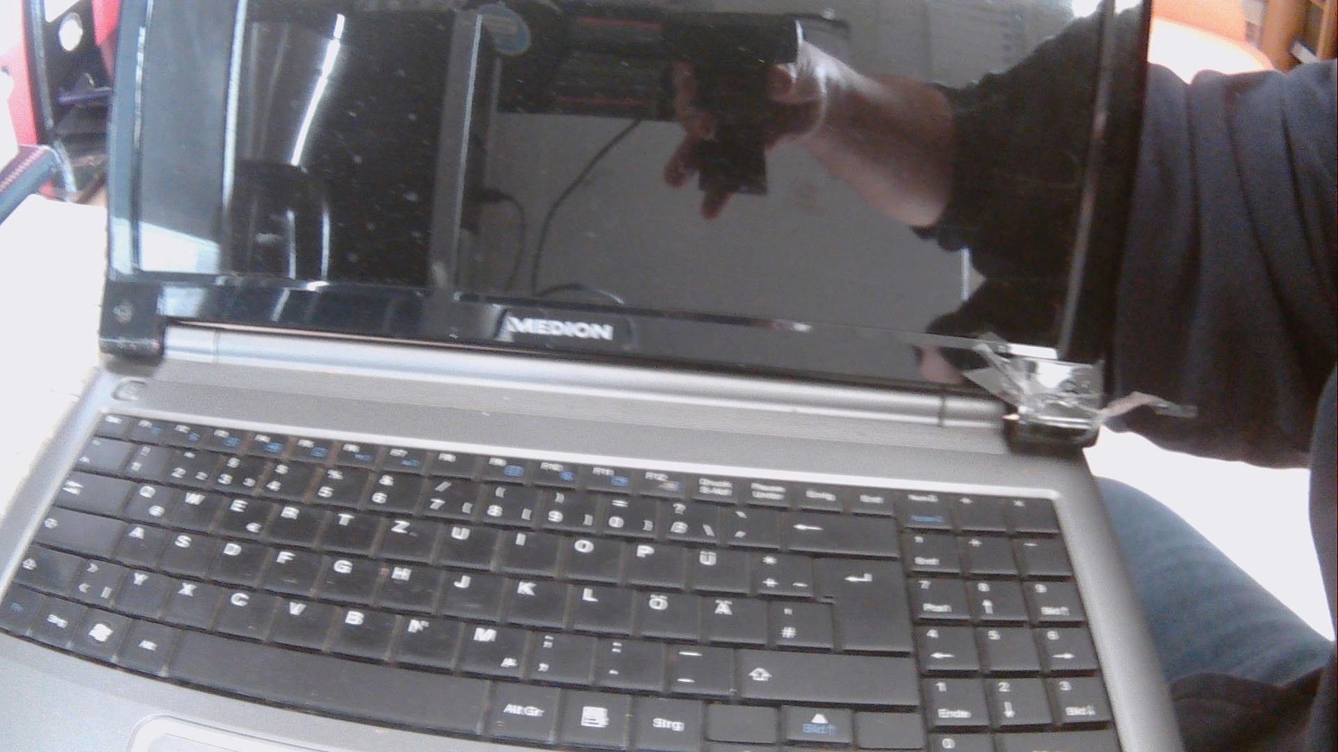 laptop Medion Akoya E5217 an