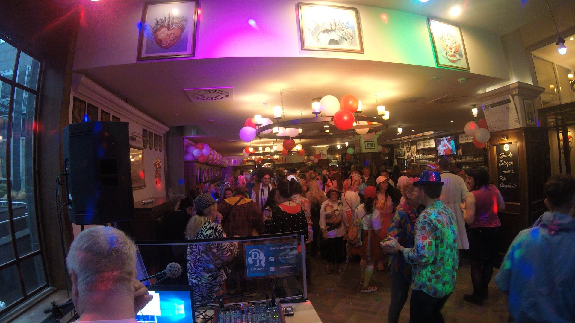 #Party  11.11.26  ab  11.11. UHR  im  #GaffelHausBerlin --- Das Kölsche Konsulat in der  #Hauptstadt