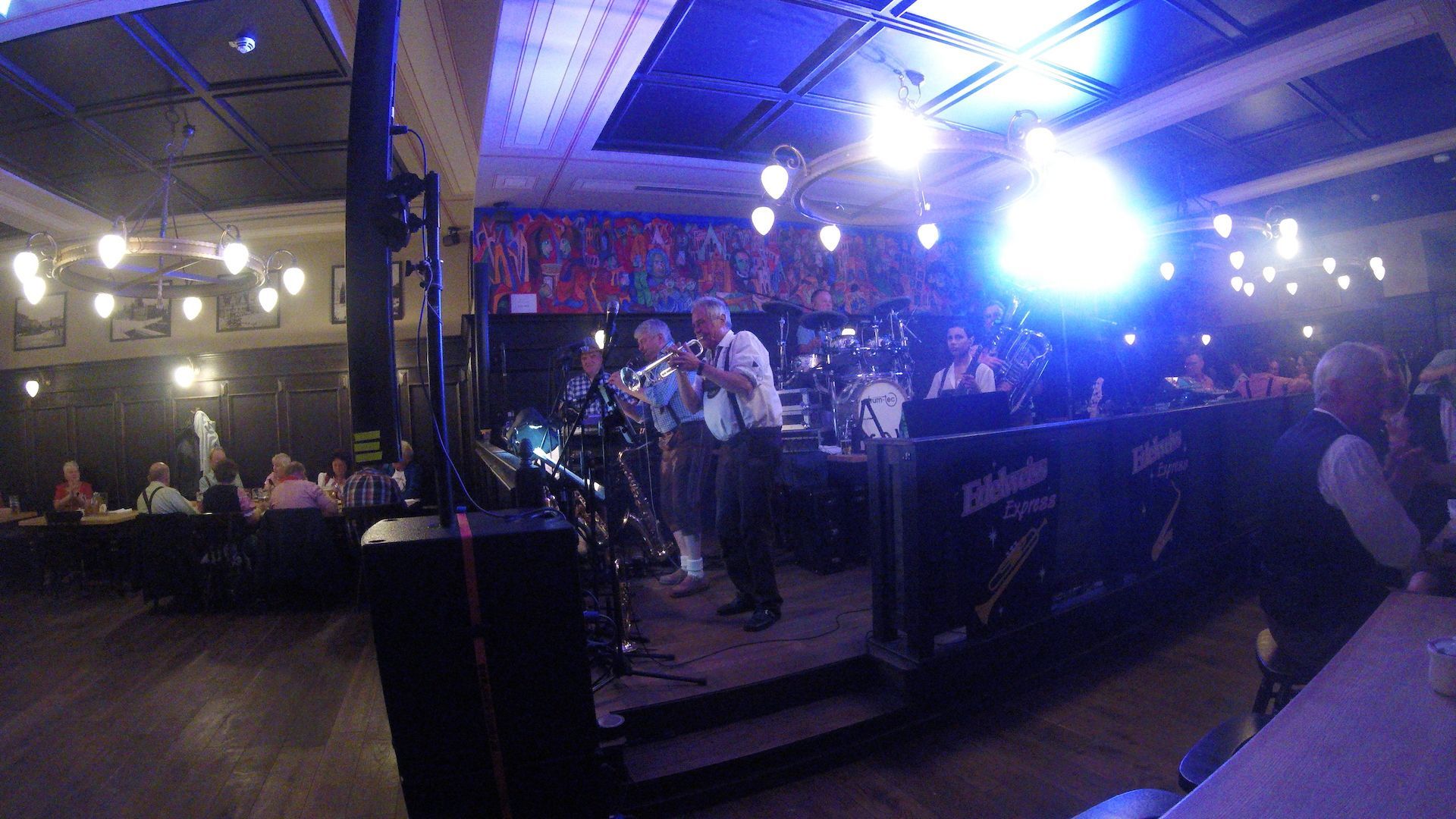 Das   7.  #Oktoberfest   im  #Augustiner am Markt  in   #Leipzig