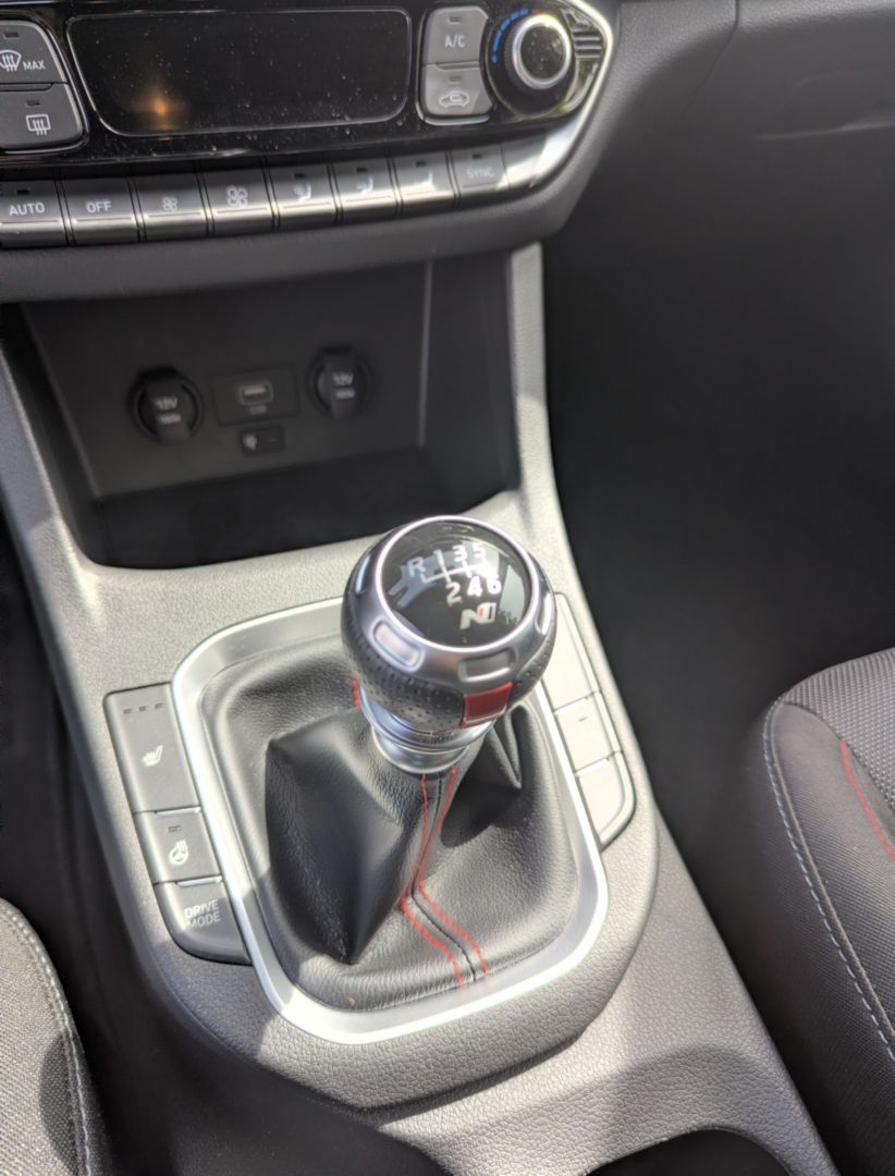 Hyundai i30 1.5 T-GDI Hybrid N Line