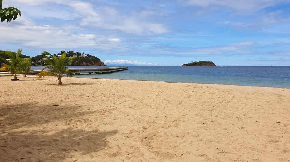 Ferien-Anlage auf der Insel Martinique, auch Einzel-Verkauf
