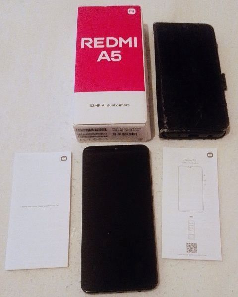 XIAOMI Redmi A5 Smartphone, 3+64GB, Black, Superklare 32MP AI-Kamera,