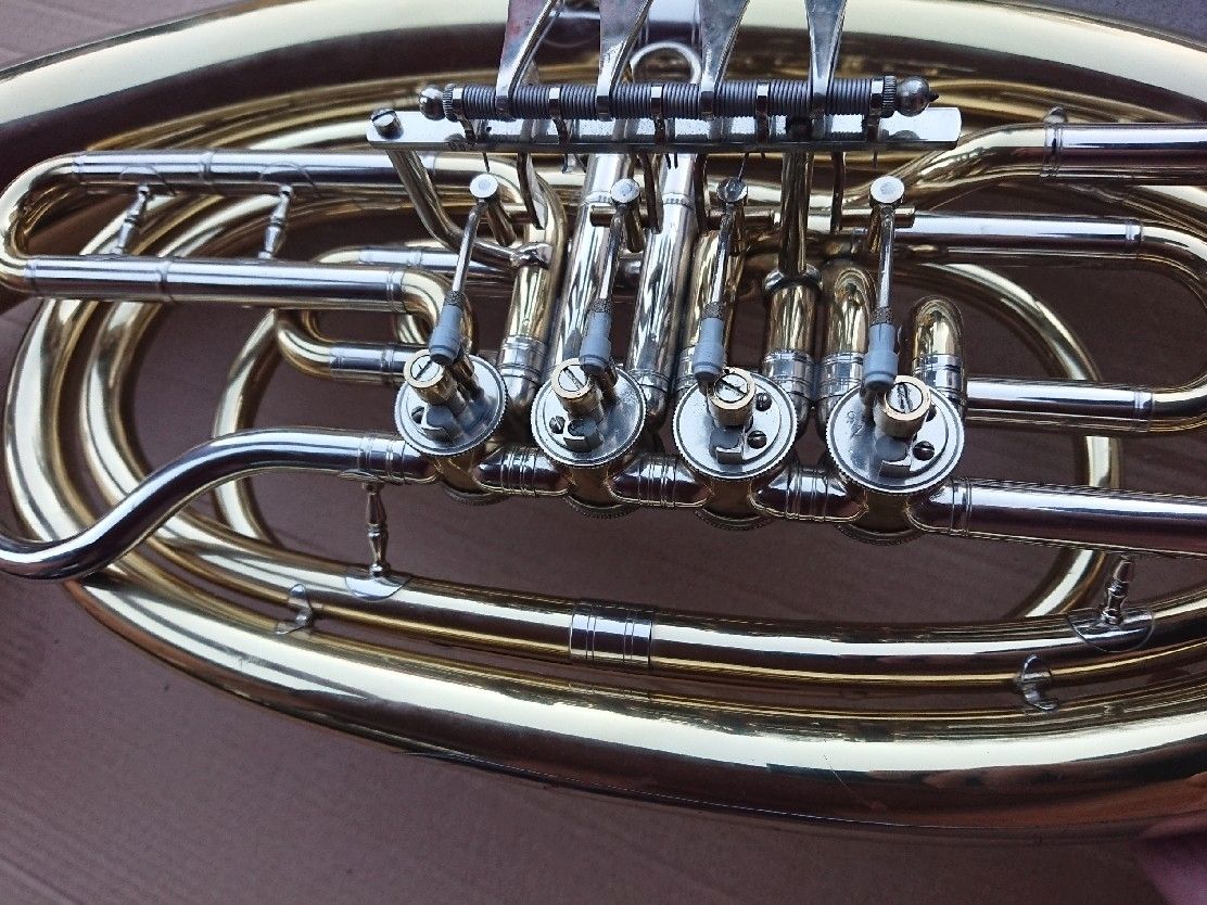 Miraphone Wagnertuba in F – Sehr guter Zustand