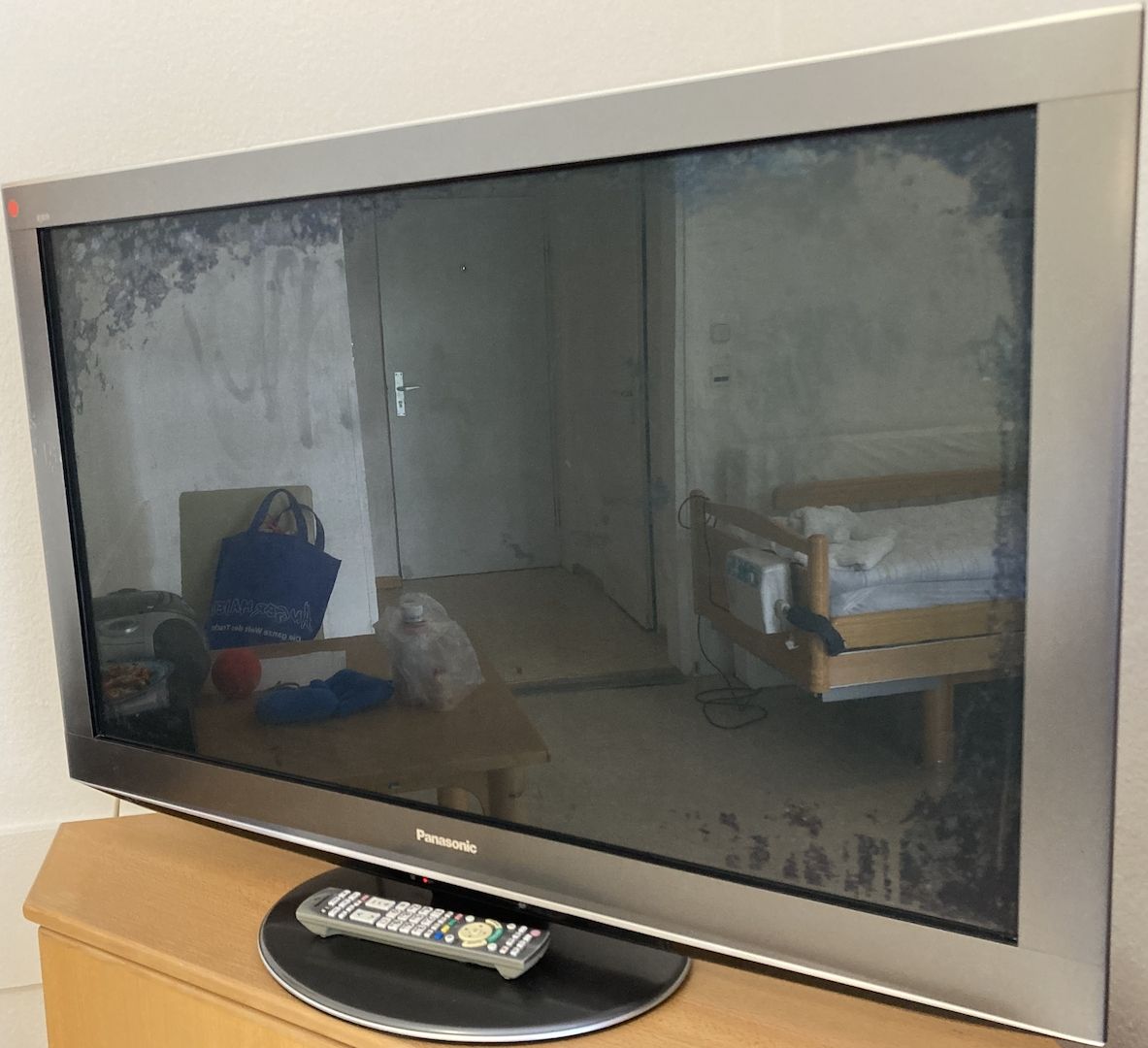 Plasma-Fernseher Plasma-TV Panasonic VIERA TX-P42V20E, 42 Zoll, Full HD 1920×1080, 1080p