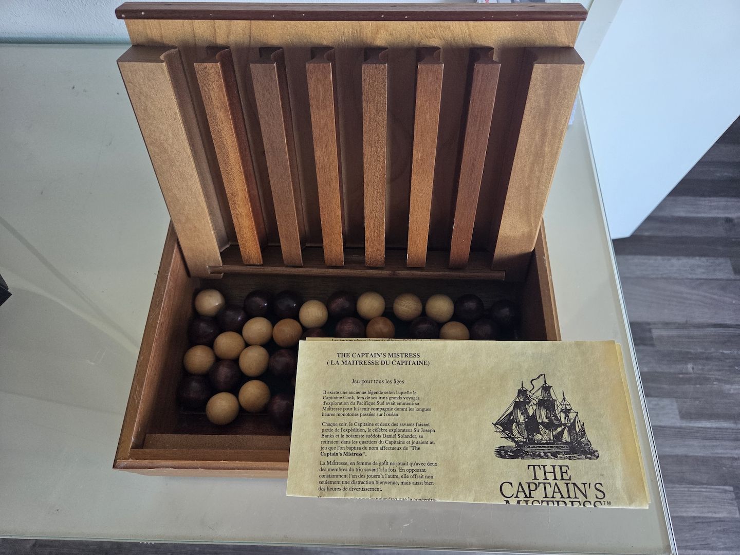 'The Captains Dinner' Spielkasten