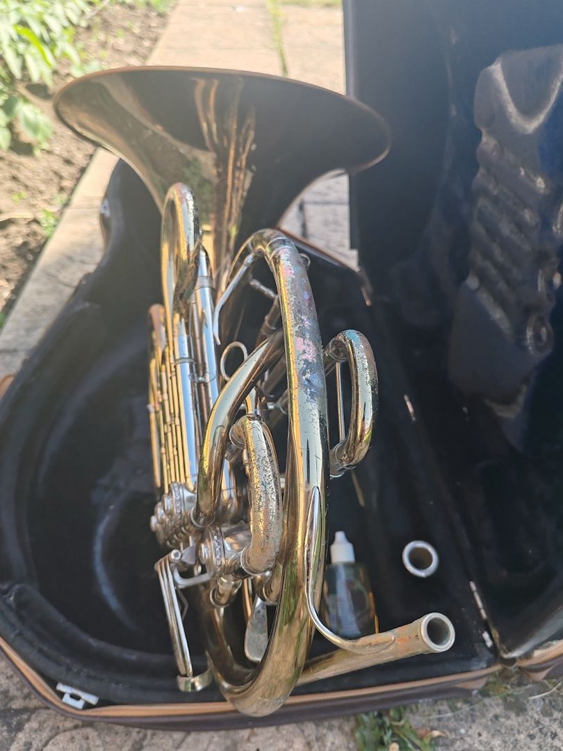 Holton H180 Profi Waldhorn mit Koffer und Mundstück