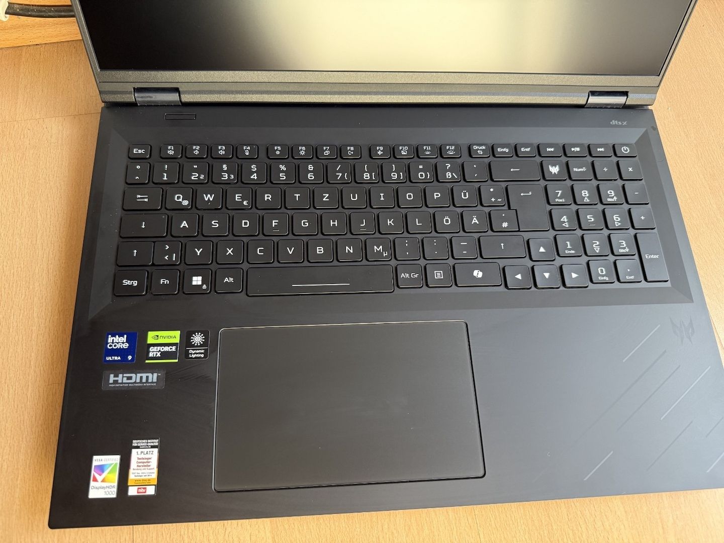 Laptop Acer Predator Helios 18 RTX 5090